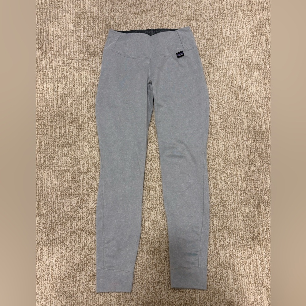 Patagonia Women's Capilene Midweight bottoms XS